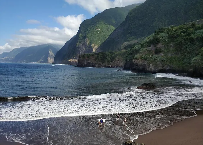 Lazy Lizard Seixal (Madeira)